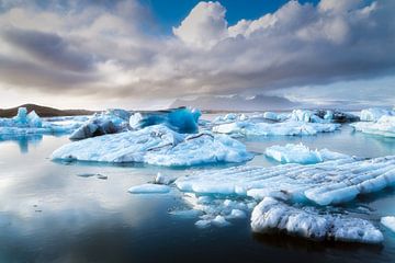 Prachtige ijsbergen in IJsland van Jokulsarlon