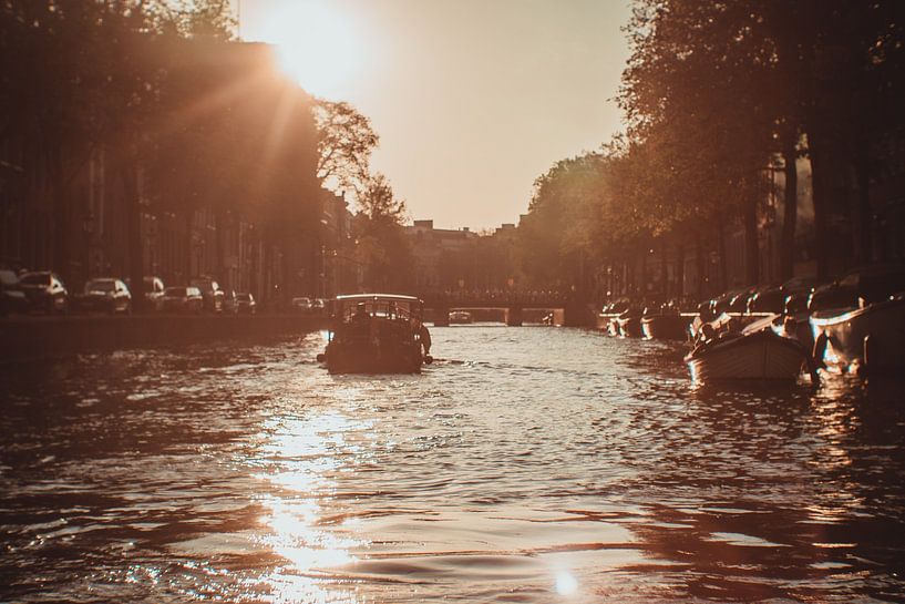Amsterdam by Hello Pompoyo