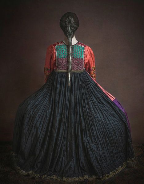 La robe afghane par Anja van Ast