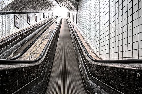 Urban Rush Antwerpen, Teil II: Die Rolltreppe von juvani photo