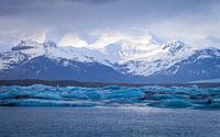 IJsland Water Bergen Gletsjer van Raymond Samson thumbnail