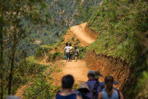 Children in mountain Sa Pa