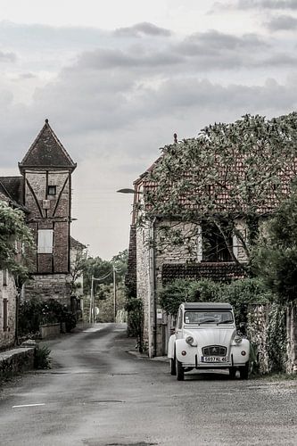 Deux chevaux in France