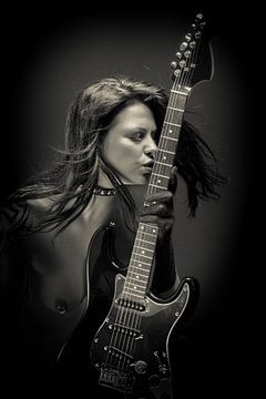 Eromusica No. 19, Nude, Eroticism, Music