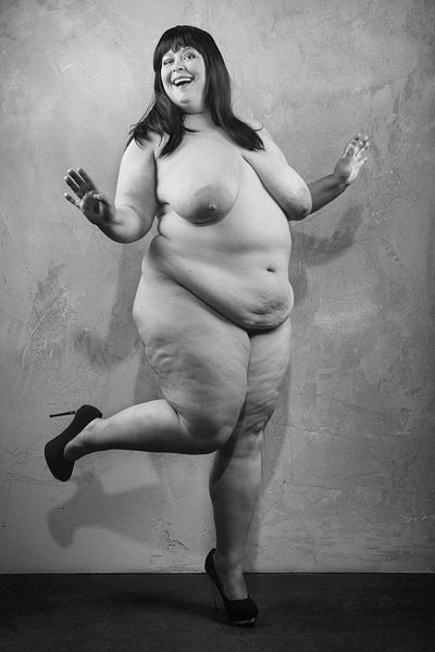 Très belle femme nue, sexy et joyeuse. #D8827 par Photostudioholland