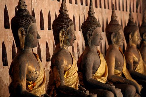 Boeddha standbeelden