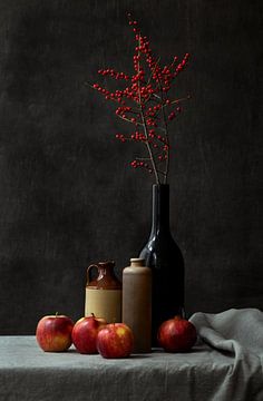 Stilleven met appels en possumhaw takjes van Natalia Balanina