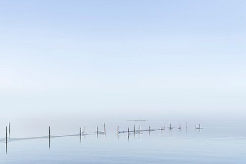 Minimalisme over het Markermeer. van Alie Ekkelenkamp