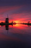 Kinderdijk in vuur en vlam.