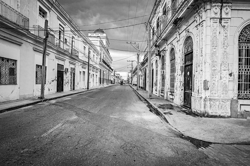 Havana Vieja Cuba by Theo Groote