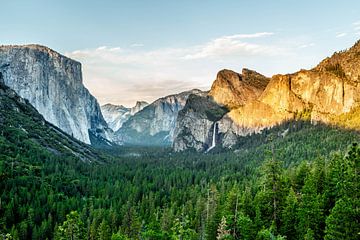 Yosemite National Park by Leon van der Velden