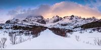 Bergen op weg naar het Storvatnet-meer van Arnaud Bertrande thumbnail