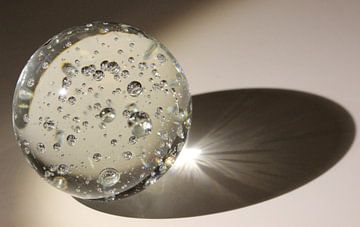 Glazen bolster met bubbels van Jan Mulder