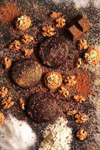 Gingerbread, biscuits and ingredients by Thomas Jäger