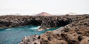 Côte de Los Hervideros avec grottes de lave Lanzarote