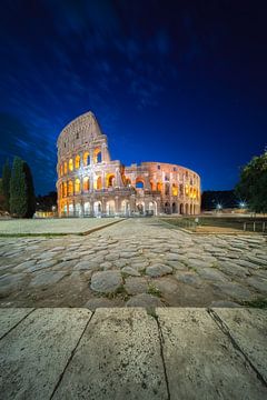 Het prachtig verlichte Colosseum