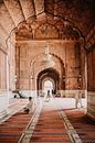 Moskee in India in pastel kleuren van Yvette Baur thumbnail