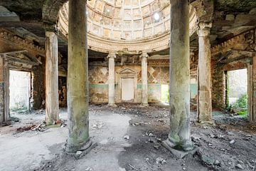 Abandoned portal with dome by Times of Impermanence