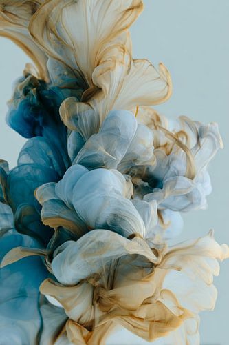 Abstract Ink Cloud in Beige and Blue Movement