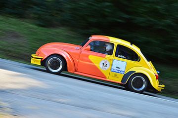 VW Kever 1302 op de berg - Eggberg Klassik 2019 van Ingo Laue