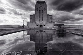 Radio Kootwijk Building A in black and white by Fotografie Ronald