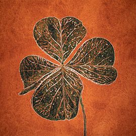 Bonheur rétro : trèfle à quatre feuilles dans des tons chauds sur Studio Pieternel