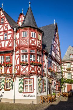 Historisches Weinlokal Altes Haus in Bacherach by Christian Müringer