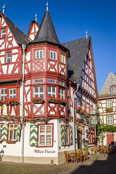 Historisches Weinlokal Altes Haus in Bacherach van Christian Müringer