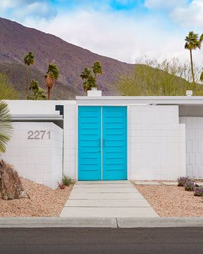 Türkisfarbene Türen von Tom Windeknecht