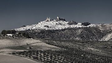 Olvera, Andalusië in monochroom, Spanje van Adelheid Smitt