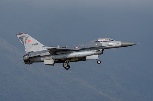In landing: Turkish Air Force F-16C Block 50 (94-0083), Aviano Air Base in Italy. by Jaap van den Berg