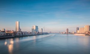 Rotterdam in de ochtend van Ilya Korzelius