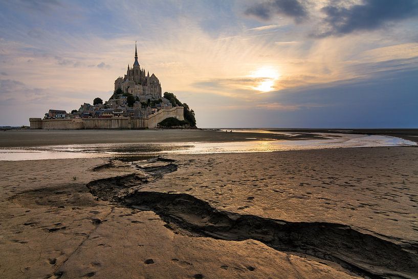 Mont Saint-Michel tijdens eb op het wad par Dennis van de Water