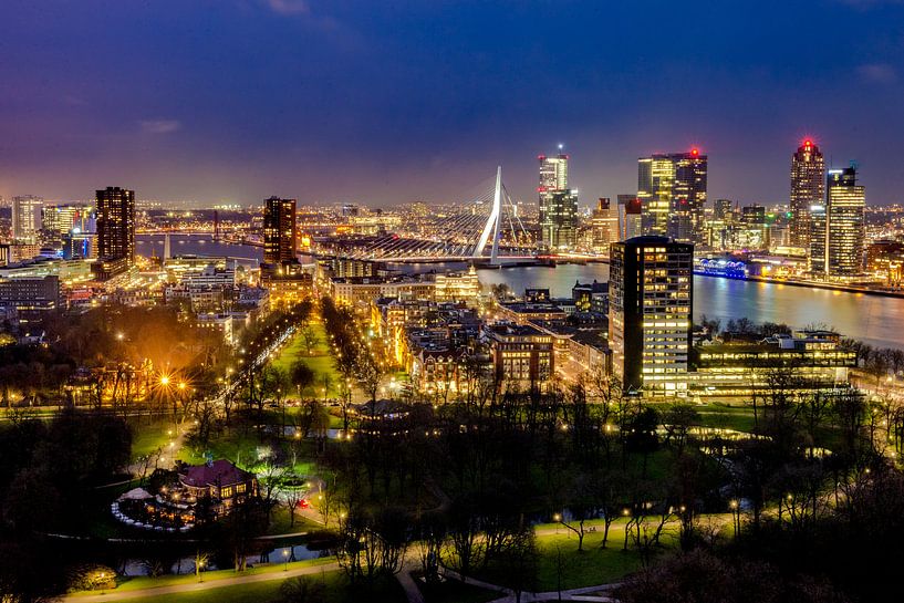 Skyline Rotterdam centrum vanaf de Euromast  van Marco Schep