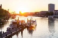 Zonsondergang in de Hanzestad Bremen van Werner Dieterich thumbnail