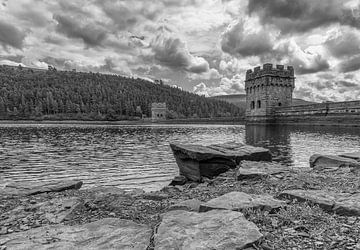 Howden Dam - Peak District (Engeland) van Marcel Kerdijk