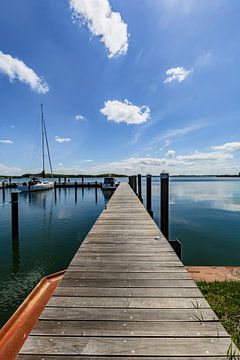 idyllischer Yachthafen Gustow in einer romantischen Lagune auf Rügen von GH Foto & Artdesign