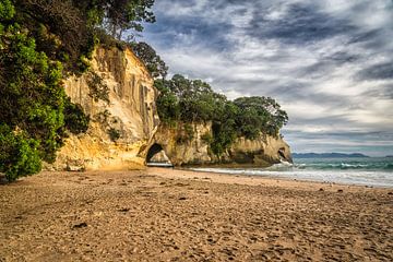 Spectacular beach at Cathedral Cove sur Jasper den Boer