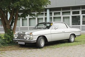 Mercedes Benz W114 250 CE