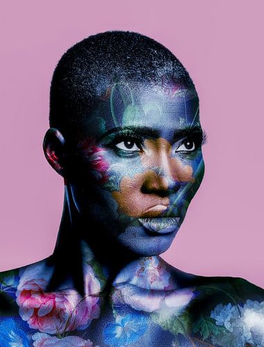 She Blossomed sur Marja van den Hurk