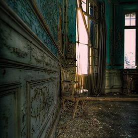 Broken by Dennis Lexmond