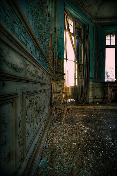 Kaputt von Dennis Lexmond