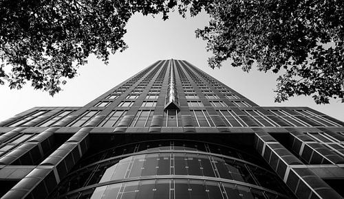 Gratte-ciel abstrait en noir blanc