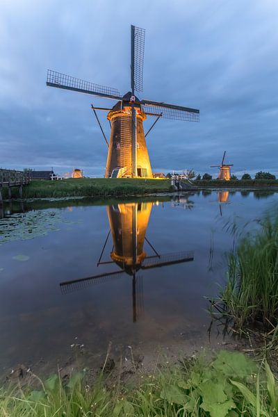 Kinderdijk verlicht van Jan Koppelaar