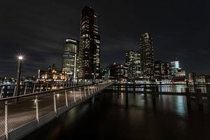 Rotterdam en couleur le soir sur Albert Mendelewski