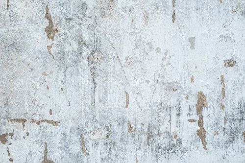 Old walls finished with whitewash