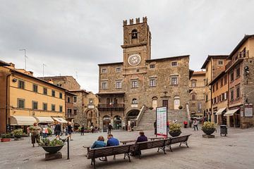 Cortona town hall by Rob Boon