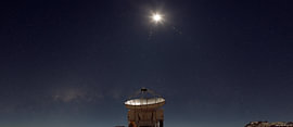 APEX Stands Sentry | Atacama Pathfinder EXperiment von Deep Field
