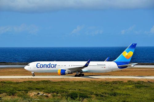 Condor plane landed in Curaçao