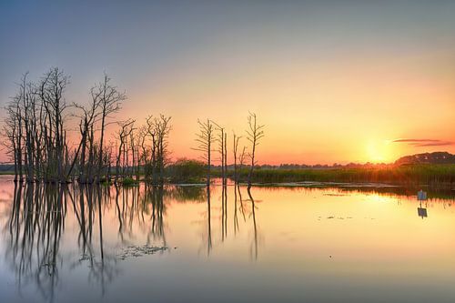 Zonsondergang Tusschenwater van John Leeninga